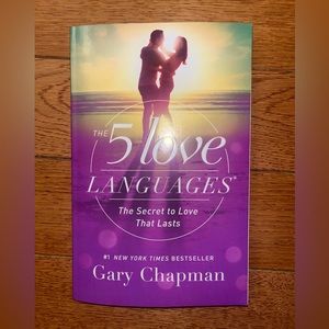 The 5 Love Languages book by Gary Chapman (Brand New)